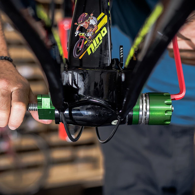 France Jeu de direction vélo Soldes Boutique -France Jeu de direction vélo Soldes Boutique 768x768 How To Series 1 frame build SCOTT Bike 2018 Close Up Picture by Jochen Haar MG 9915